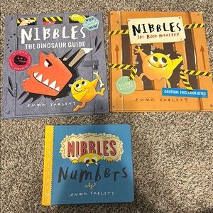 Nibbles Book Set by Emma Yarlett - Multicolor